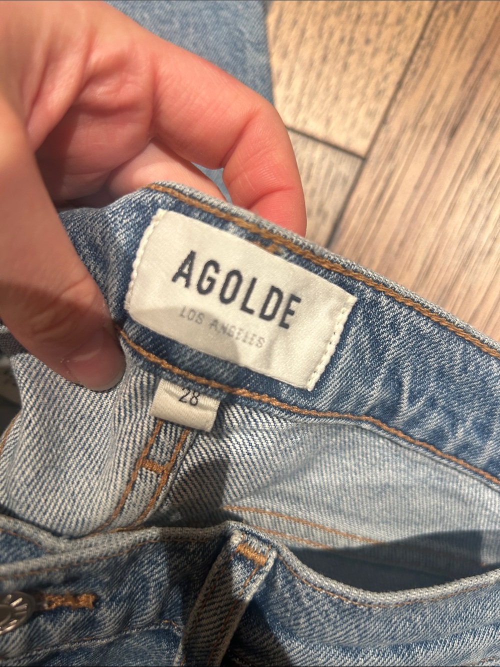 Agolde High-Rise Straight Jeans in Light Wash Blue - Picture 2 of 8